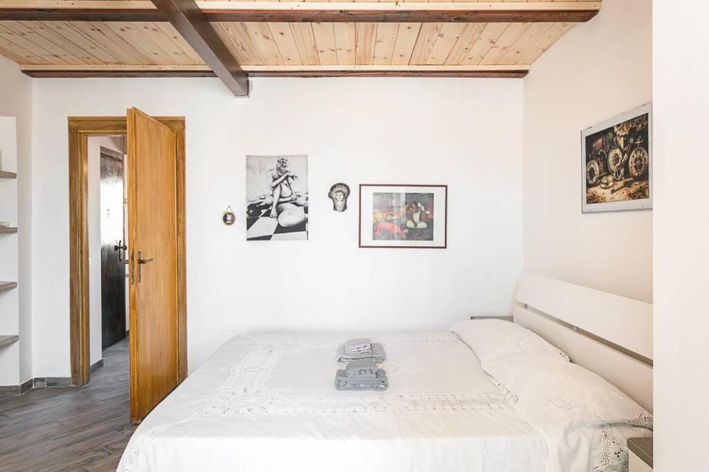 Roman Ruins - Elegant Apartment Olbia Exterior photo