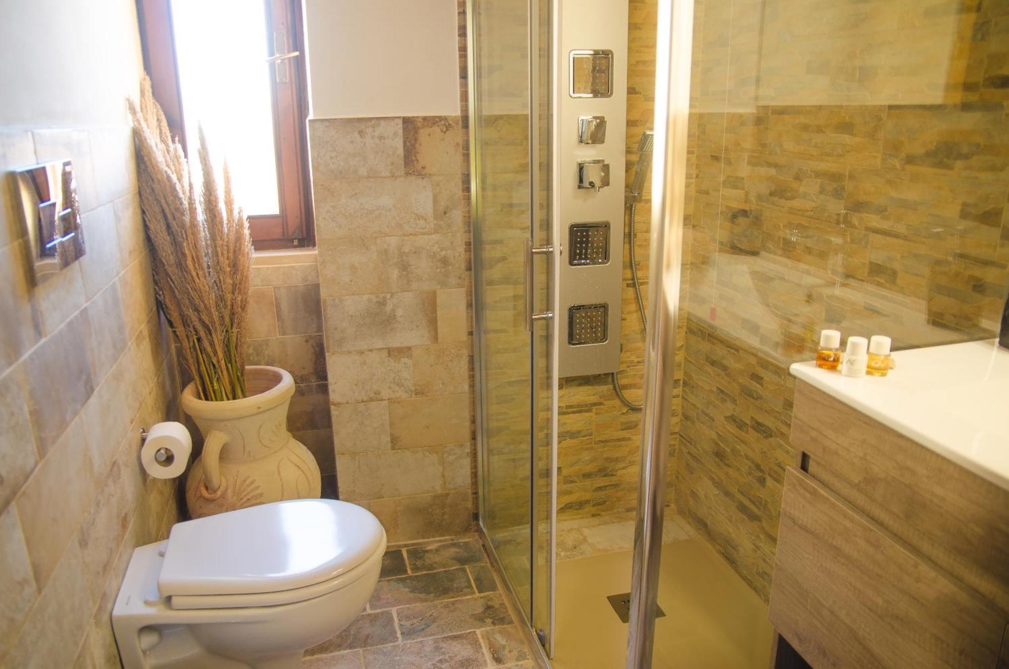 Roman Ruins - Elegant Apartment Olbia Exterior photo